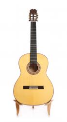 Juan Montes flamenco gitaar 132M blanca